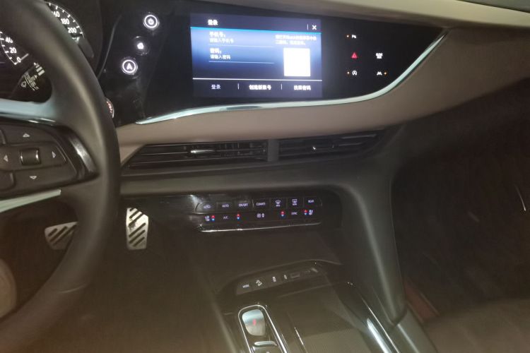别克 昂科旗 2020款 28T 四驱旗舰型中控内饰16