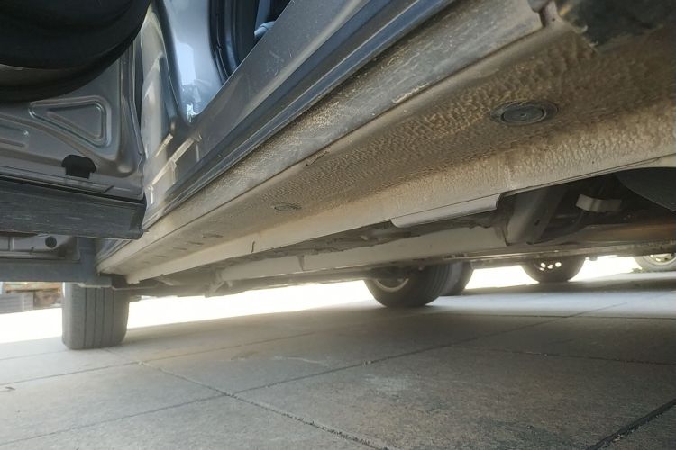 丰田 卡罗拉锐放 2022款 2.0L 先锋版局部细节9002