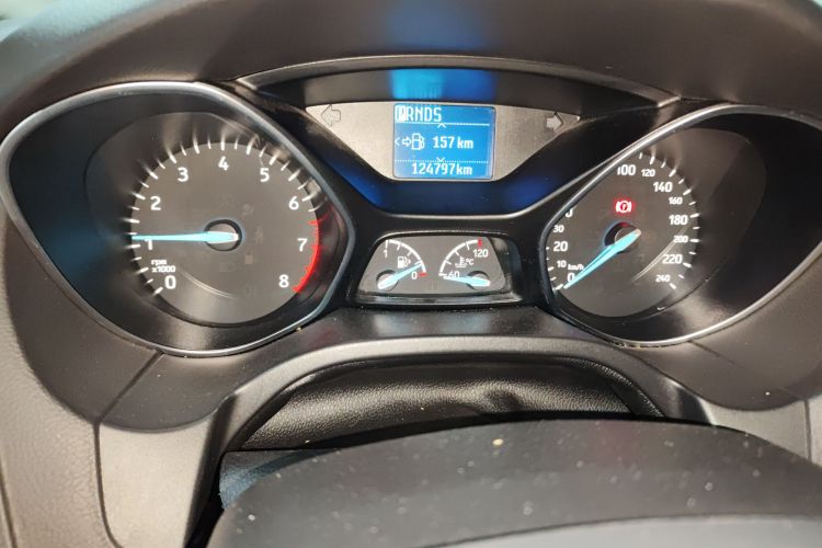 福特 福克斯 2017款 两厢 1.6L 自动风尚型智行版中控内饰14