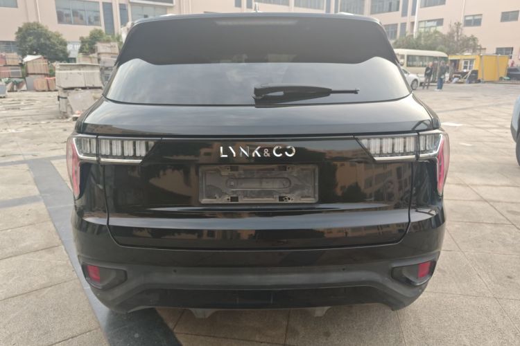 领克01 2017款 2.0T 两驱型Pro版车身外观6