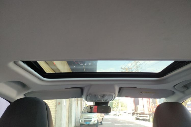 标致308 2016款 350THP 自动尊贵版中控内饰22