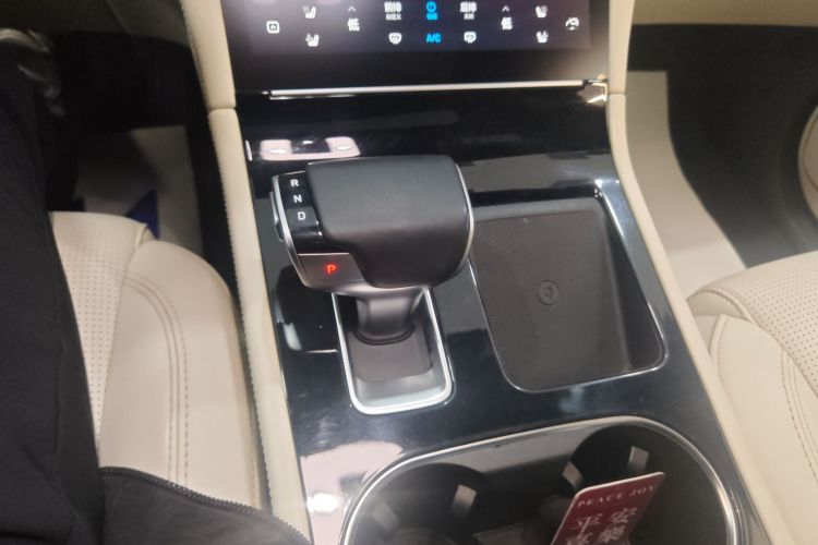 理想汽车 理想ONE 2021款 增程6座版中控内饰18