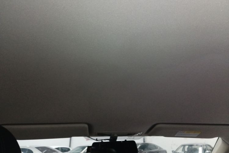 三菱 欧蓝德 2016款 2.0L 两驱风尚版 5座中控内饰22