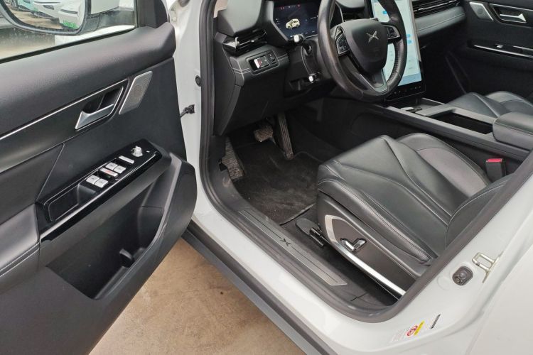 小鹏G3 2022款 G3i 460G中控内饰20