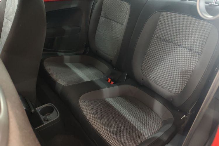 大众 甲壳虫 2015款 180TSI中控内饰7004