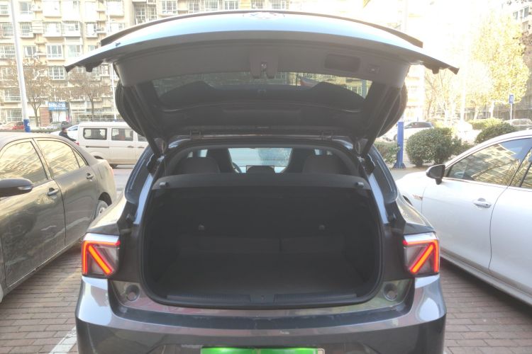 名爵 MG4 EV 2026款 437 从容版机舱底盘23