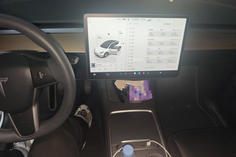 特斯拉 Model Y 2022款 后轮驱动版局部细节16