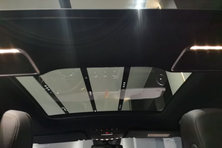 奔驰GLC 2022款 GLC 300 L 4MATIC 动感型局部细节22