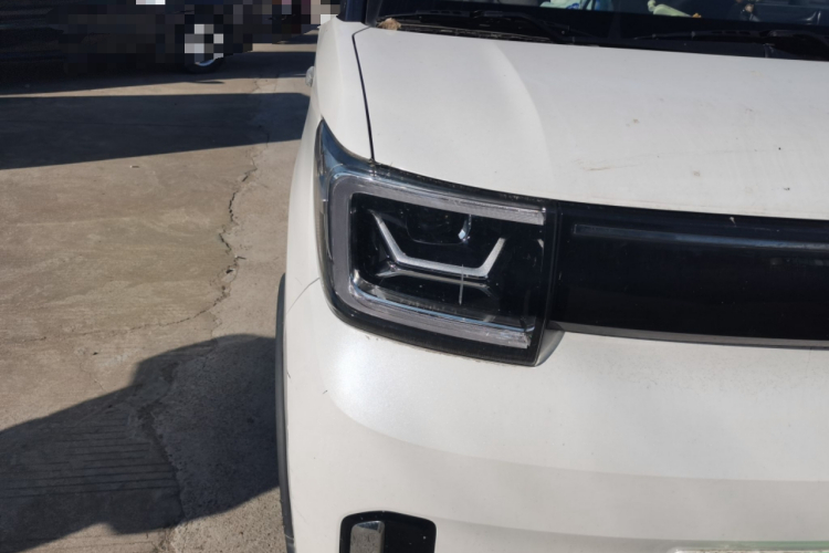 五菱汽车 宏光MINIEV 2022款 GAMEBOY 200km 玩咖款 磷酸铁锂车身外观8