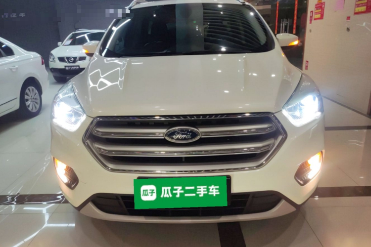福特 翼虎 2018款 改款 EcoBoost 180 两驱豪翼型车身外观2