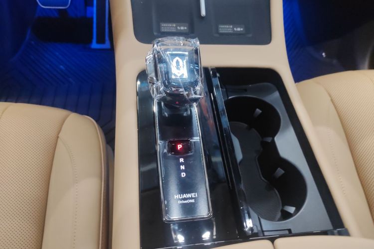 鸿蒙智行 问界M7 2024款 1.5T 智驾后驱Pro版 5座局部细节18