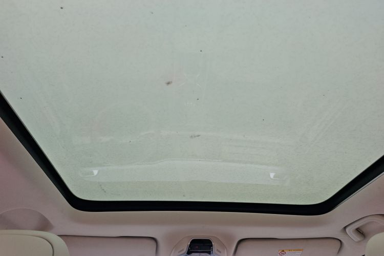 吉利汽车 吉利icon 2023款 1.5TD 巧克力醇巧版中控内饰22