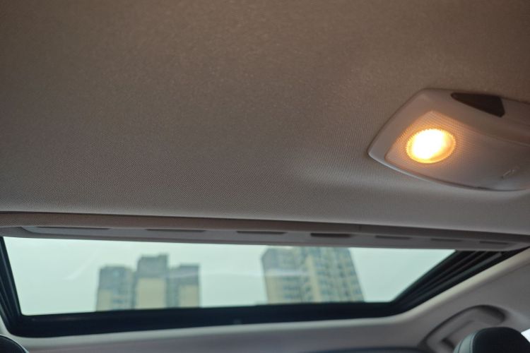 沃尔沃S60 2016款 S60L T3 智行版中控内饰22