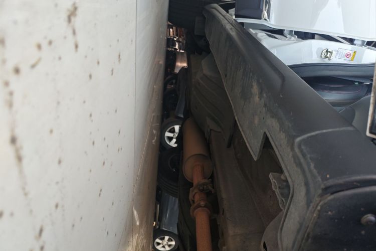 哈弗H6 2017款 红标 运动版 1.5T 自动两驱豪华型局部细节9001