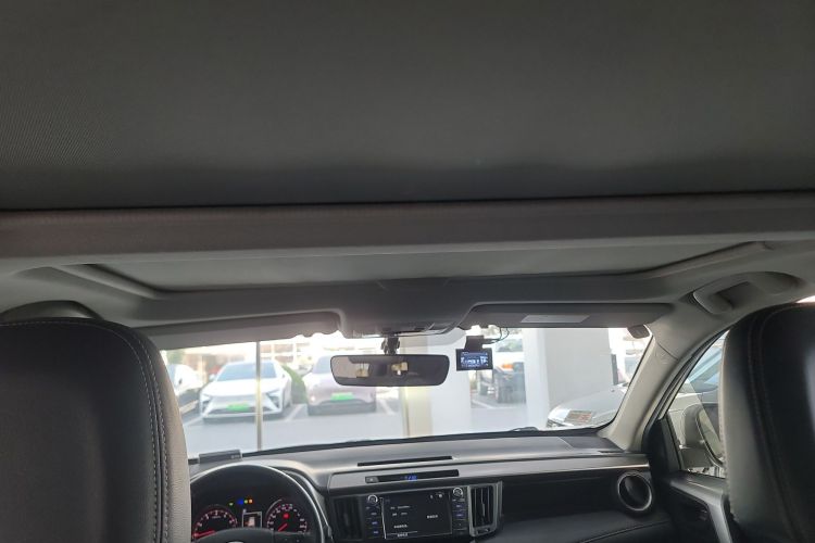 丰田 RAV4荣放 2016款 2.5L 自动四驱精英版中控内饰22