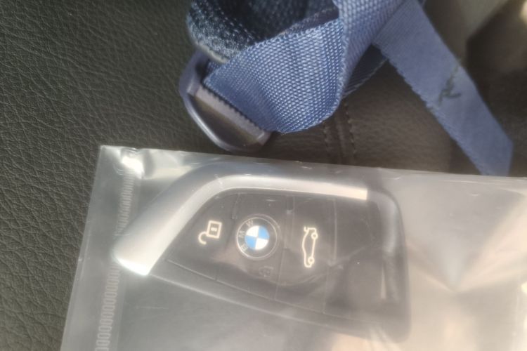 宝马X1 2019款 sDrive18Li 时尚型中控内饰11