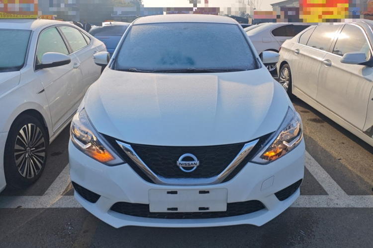 日产 轩逸 2024款 经典 1.6XE CVT舒适版车身外观2