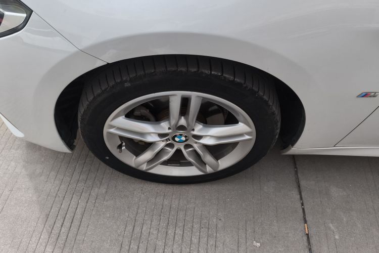 宝马1系 2019款 118i M运动套装车身外观6007