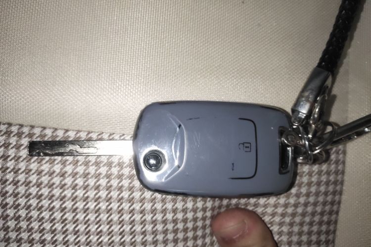 五菱汽车 宏光MINIEV 2025款 四门版 进阶款中控内饰7001