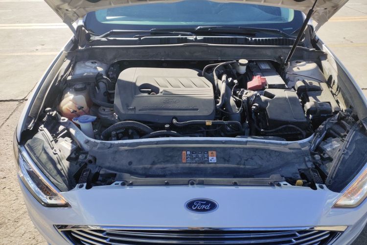 福特 蒙迪欧 2017款 EcoBoost 180 豪华型局部细节24