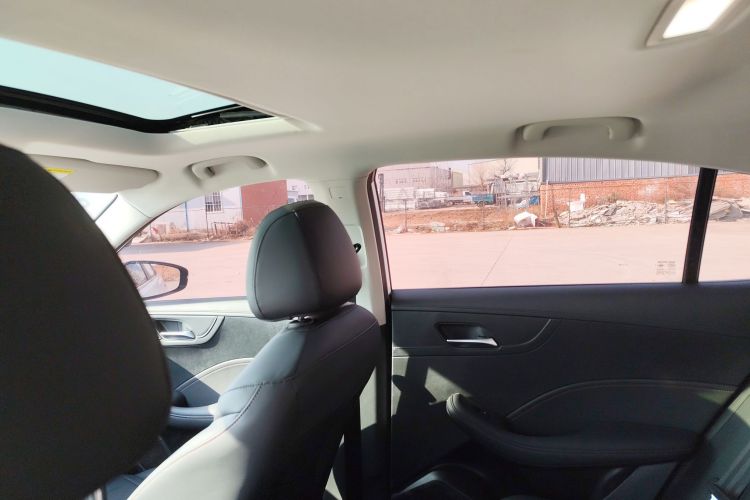 荣威i5 2026款 1.5L CVT豪华版中控内饰22