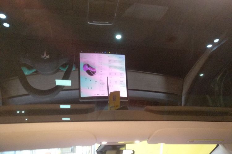 特斯拉 Model 3 2022款 后轮驱动版中控内饰22