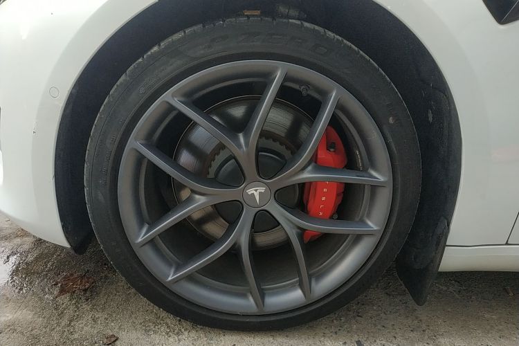 特斯拉 Model 3 2021款 Performance高性能全轮驱动版车身外观6007