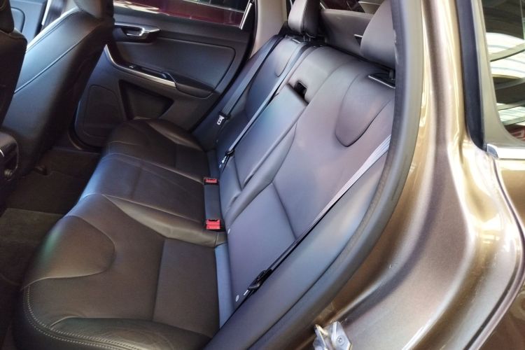 沃尔沃XC60 2017款 T5 智行升级版中控内饰21