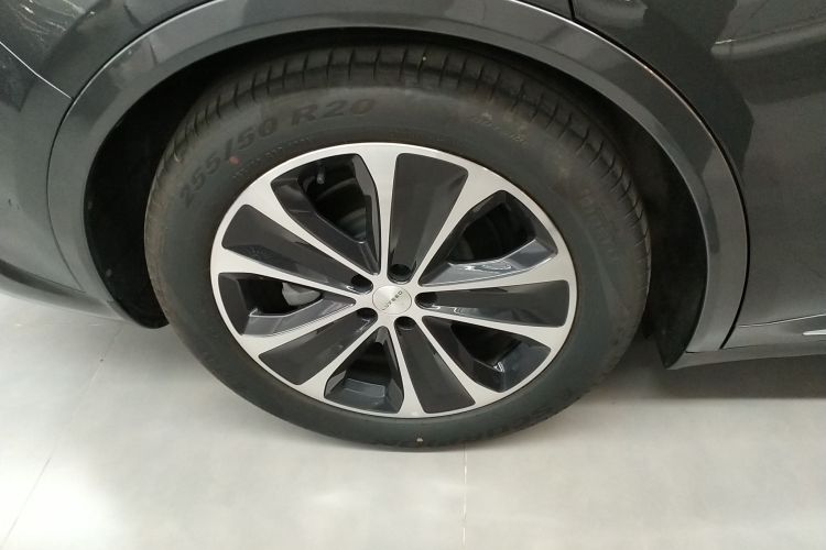 鸿蒙智行 智界R7 2025款 增程 251km Max车身外观6008