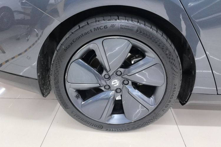 零跑汽车 零跑C01 2022款 后驱长续航版车身外观6008