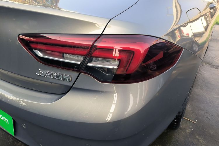 别克 君威 2017款 20T 精英型车身外观9