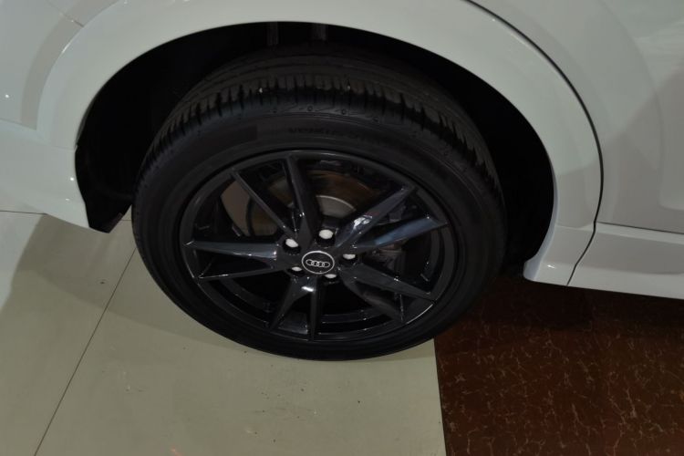 奥迪Q2L 2023款 35TFSI 进取动感型车身外观6008