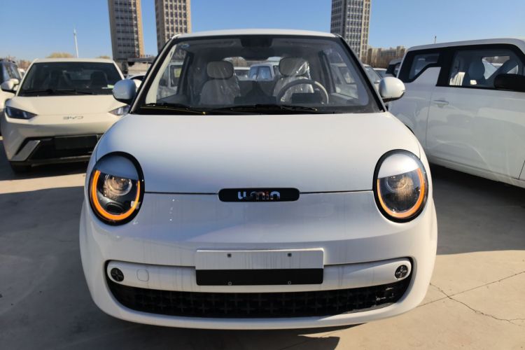 长安启源 长安Lumin 2026款 宝藏版 205km 酷爱米 宁德车身外观2