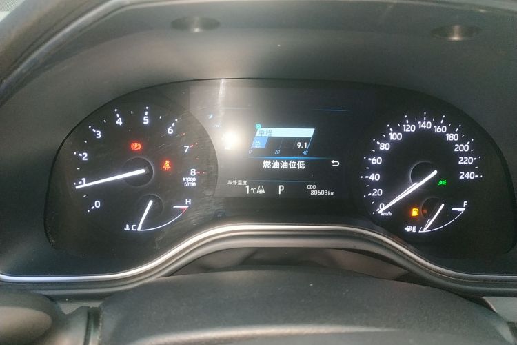 丰田 亚洲龙 2021款 2.5L 豪华版局部细节14