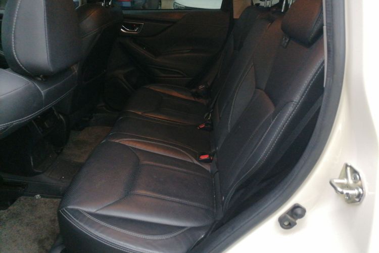 斯巴鲁 森林人 2020款 2.0i 豪华版中控内饰21