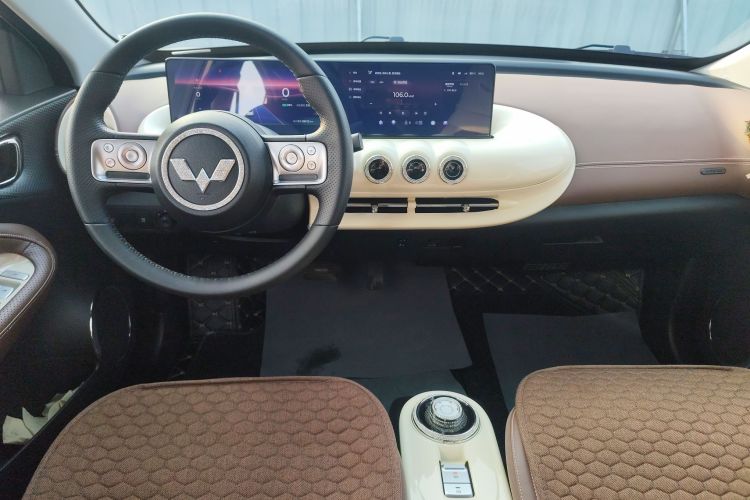 五菱汽车 五菱缤果 2023款 410km 灵犀尊享款中控内饰12