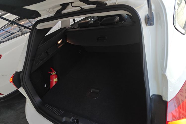 福特 福克斯 2021款 猎装版 EcoBoost 180 自动猎潮型局部细节23