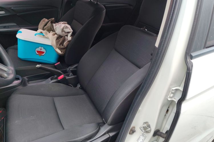 本田 飞度 2016款 1.5L LX CVT舒适型局部细节19