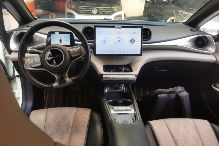 比亚迪 海豚 2023款 420km 时尚版中控内饰12