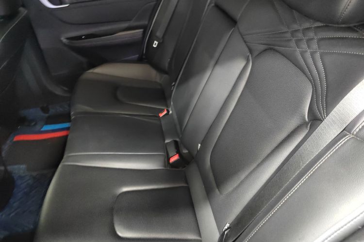 现代 名图 2021款 270TGDi DCT LUX尊贵版中控内饰21