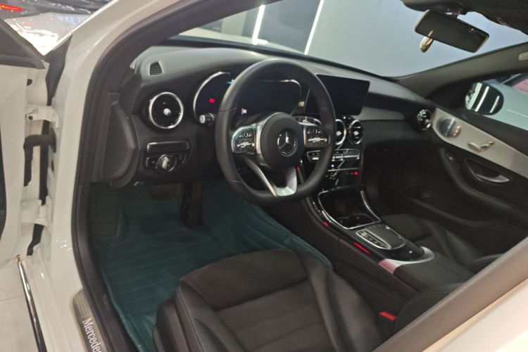 奔驰C级 2021款 C 260 星耀臻藏版中控内饰20