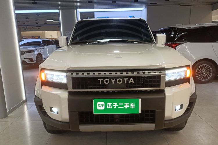 丰田 普拉多 2024款 2.4T 全能TX版 5座车身外观2