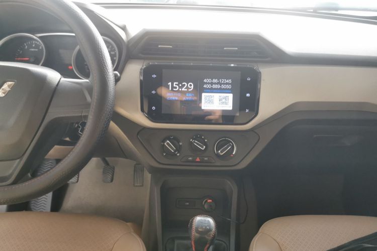 五菱汽车 五菱宏光 2018款 1.5L S舒适型L2B局部细节16