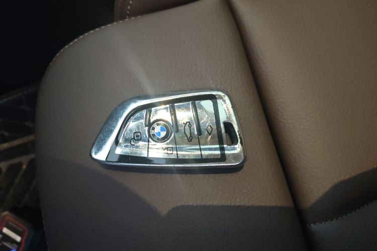 宝马X1 2022款 sDrive25Li 领先型中控内饰11