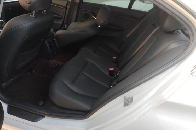 宝马3系 2018款 318Li中控内饰7004