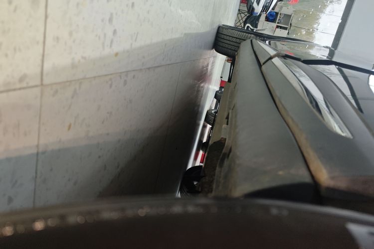 哪吒汽车 哪吒L 2024款 增程 310 闪充版局部细节9002