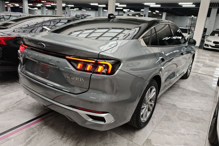 福特 蒙迪欧 2022款 改款 EcoBoost 245 豪华型车身外观6005