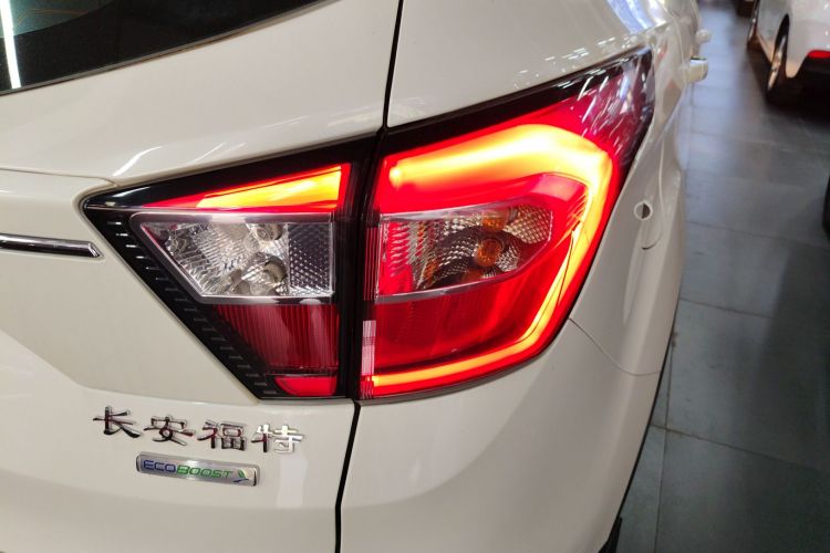 福特 翼虎 2018款 EcoBoost 180 两驱Cognac特别版车身外观6006