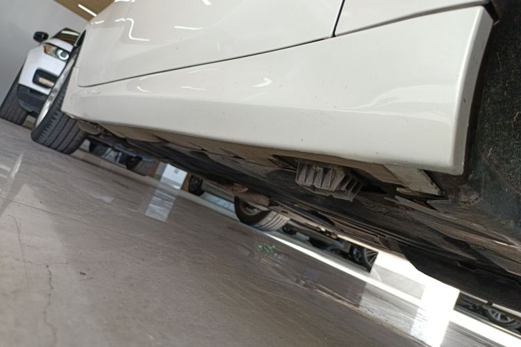 宝马1系 2021款 改款 120i M运动曜夜版局部细节9001