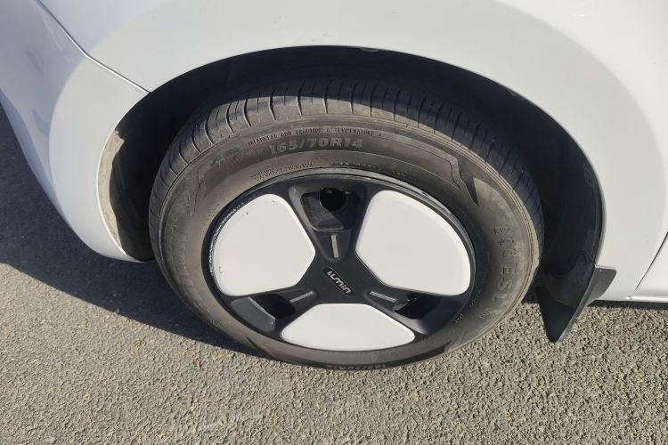 长安启源 长安Lumin 2023款 301km 蜜沁款车身外观6007